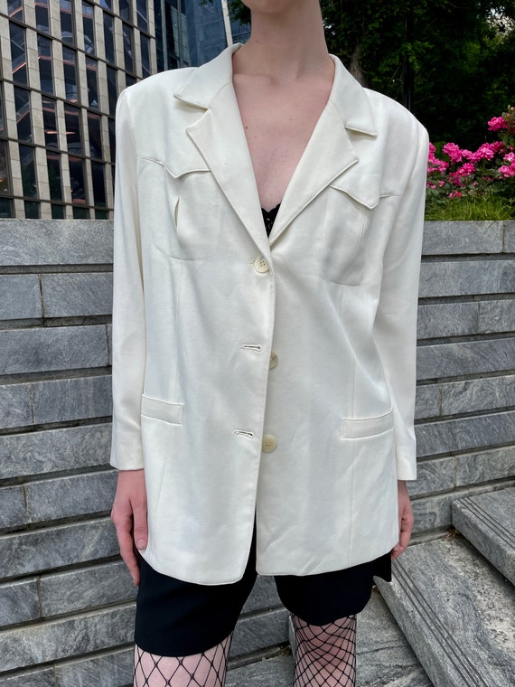 80s Emanuel Ungaro white jacket,  classic jacket, - image 2