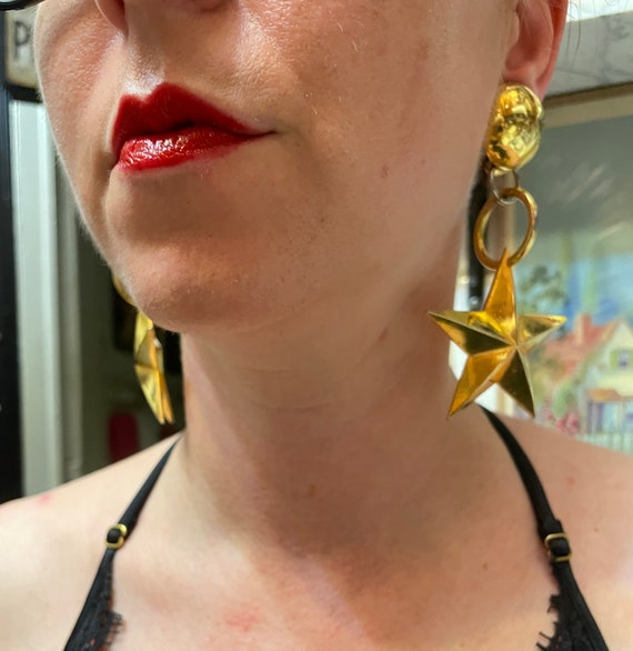 80s Star bold gold  Earrings, very dramatic  Stat… - image 1