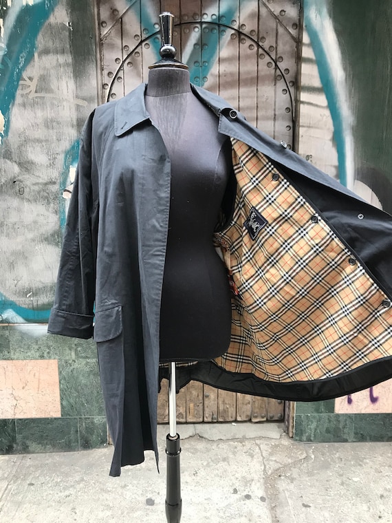 80's Burberry raincoat, 80's coat, rain coat