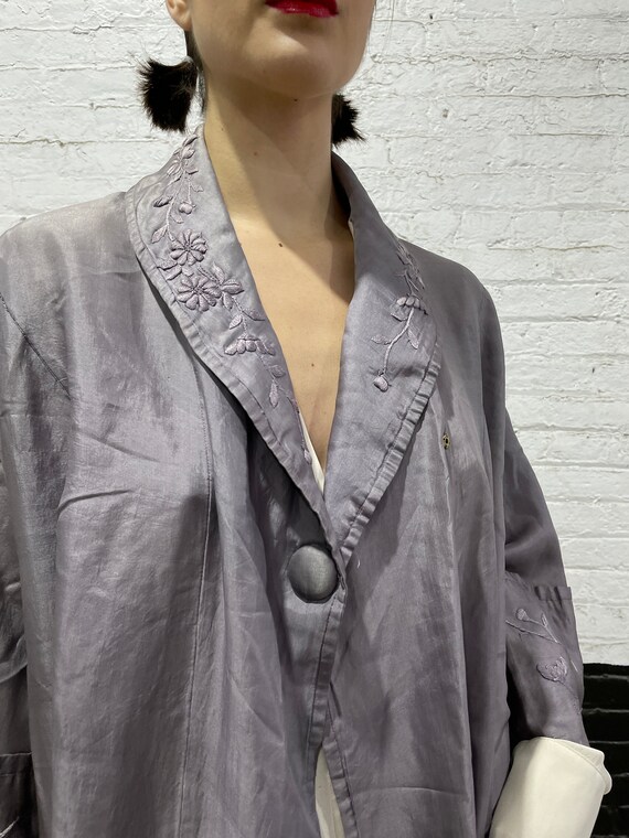 20's silk gray day coat with embroidery on the co… - image 5