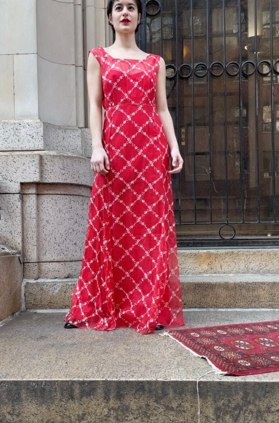 30's red Organza gown. printed of White and pink … - image 3