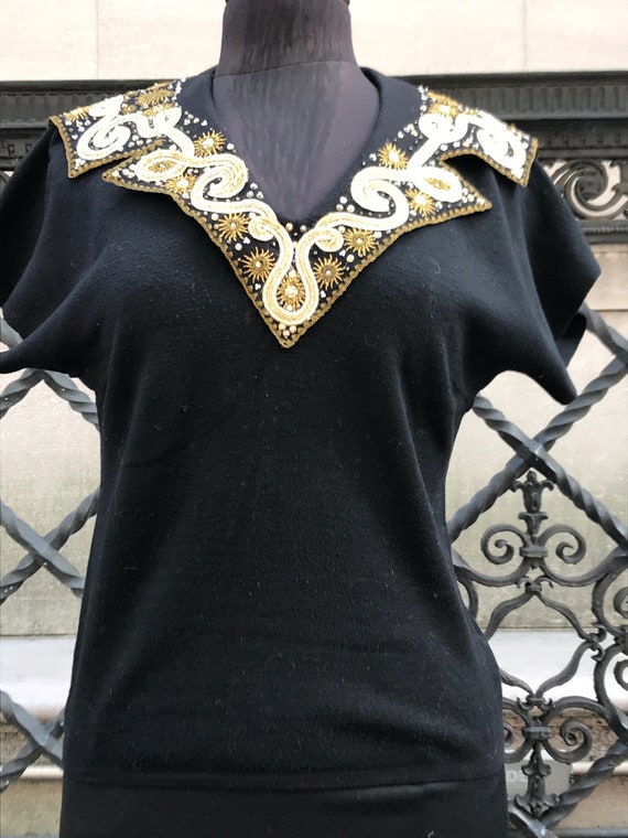 40's Eril black sweater