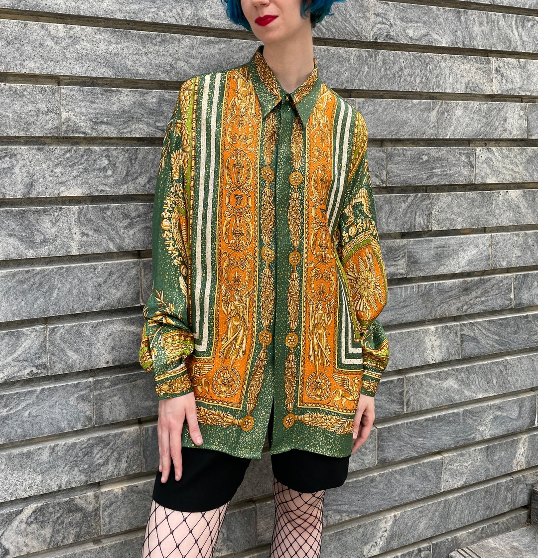 2000 Stunning Maximalist Metallic Crème De Silk Collared Shirt