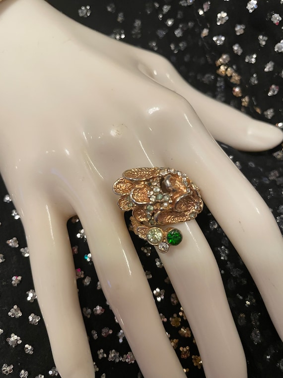 1968 Grosse ring.resemble snake with rhinestones,… - image 4