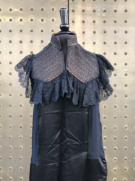 Victorian lace capelet
