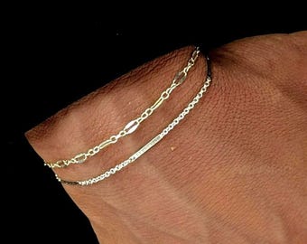 Conjunto de pulseras de plata delicadas, pulseras minimalistas apilables, conjunto de pulseras para uso diario, conjunto de pulseras ajustables, joyería de pulseras apilables en capas.