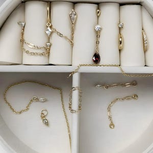 イヤリングスタックセット フラットバックイヤリング11個とアドオン4個 ヘリックス、トラガス、コンク、ローブピアスジュエリー用 - イヤースタック