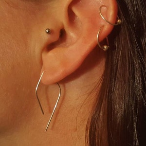 Arc earrings Minimalist earrings Open hoop earrings Arc ear threaders Minimal earrings Silver arc earrings Dainty earrings Simple earrings