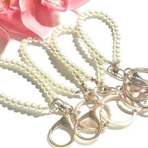 1Pc 6.5&quot; Pretty Non Stretchy Creamy White Beaded Wristlet Keychain Keyholder with Alloy Metal Hardware, Beaded Wristlet Keychains
