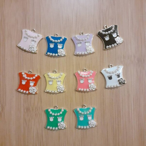 1 Chic Cloth Jacket Alloy Enamel Gold Tone Base Charms Pendants, 10 Colors, 26x25mm Keelaubeadz