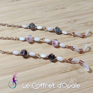 Mother-of-pearl eyeglass chain, lampwork glass and rose gold-plated metal