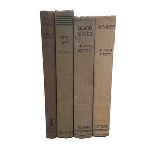 Louisa May Alcott&#39;s Little Women Series (4 Books)
