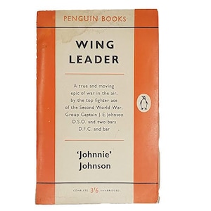 Wing Leader door Johnnie Johnson - Penguin, 1959