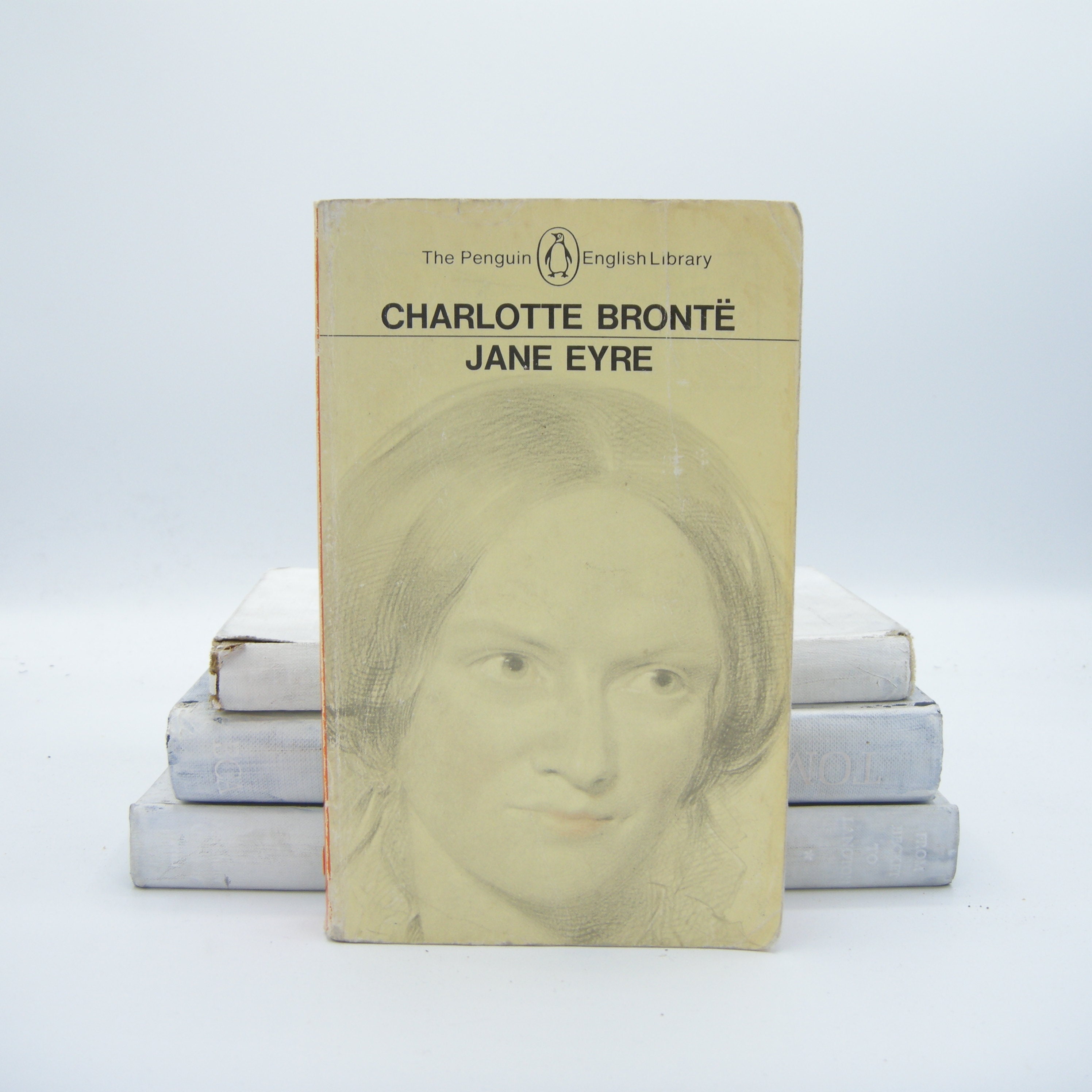 Jane Eyre by Charlotte Brontë Penguin English Library edition