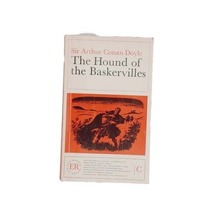 Sir Arthur Conan Doyle&#39;s The Hound of The Baskervilles - Easy Reader 1973