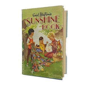 Enid Blyton&#39;s Sunshine Book - Dean 1965