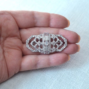 Royalty Replica Catherine, Princess of Wales, Cubic Zirconia CZ, Silvertone Brooch Sparkle-3420 image 2