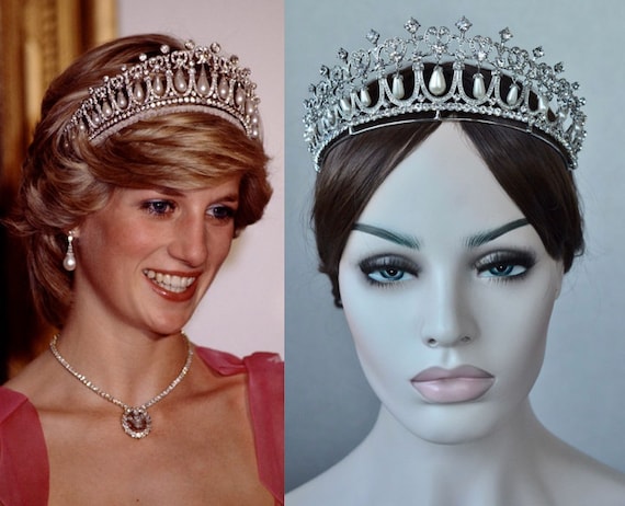 13 Photos of Princess Diana, Queen Elizabeth, & Other Royals in Aquamarines