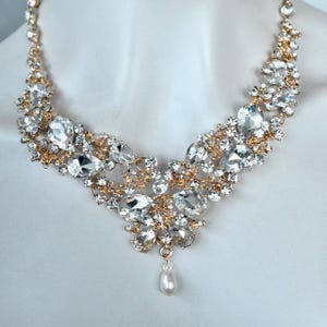 Silver/Gold Crystal Rhinestone & Pear Pearl Bridal Necklace and Earring Set (Pearl-938)