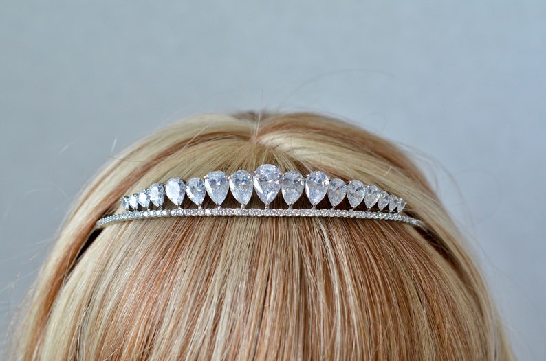 Jolie petite taille poire zircone cubique CZ serre-tête de mariée, bouquetière, serre-tête, diadème, mariée, mariage Sparkle-3357 image 1