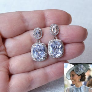 Zilveren/gouden Catherine Princess of Wales replica kussengeslepen CZ bruids hangoorbellen (Sparkle-3379)