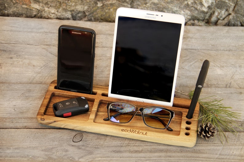Stand Wood iPhone iPad Docking Station Gift Desk ...