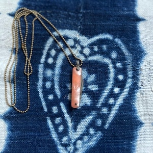 Vintage Pink Mother Of Pearl miniature working pocket knife pendant necklace