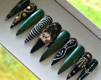 Skull Halloween Nails, Press on nails, Long Stiletto Fake Nails, Black hand painted false nails, glue on nails, Acrylic nails, Spooky Nails