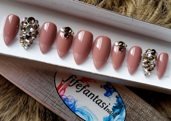 stick on nails