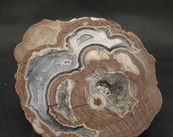 Lava Cap Thunderegg