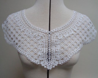 Ivory Cotton Floral Lace Collar Applique - Round Neckline Motif