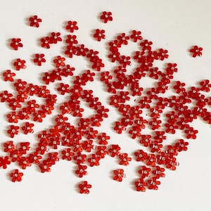 Bundle 139pcs Mini Acrylic Flower Embellishments Red 5-Petal Blossoms with Rhinestone Center for Crafts, Nail Art, DIY Projects
