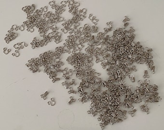Silver Metal Hook and Eye Fasteners: 66g Bundle (Length 1.5cm)