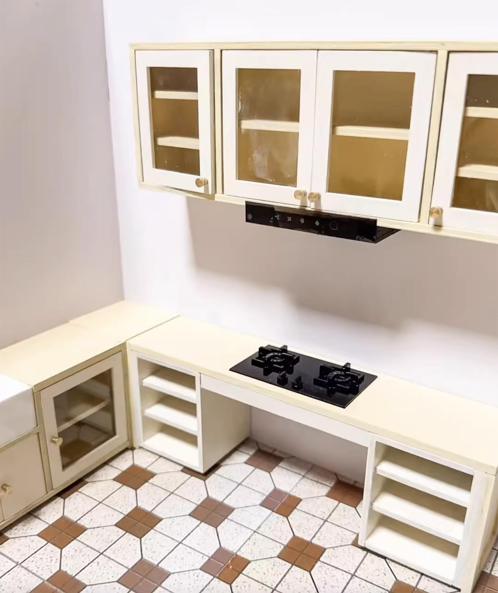 Ensemble d'armoires de cuisine pour maison de poupée miniature à l'échelle 1:12 - France