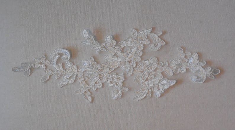 Craftuneed ivory or white bridal floral lace applique sew on embroidered flower tulle lace motif patch for dress sewing Per Piece image 4