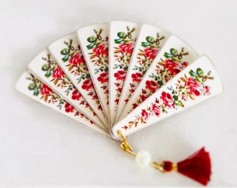 Abanico de mano en miniatura para muñecas, estilo europeo vintage – Escala 1/6, 1/8, 1/12. Accesorio para casa de muñecas.