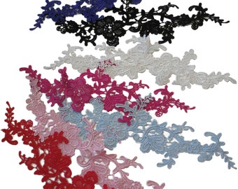 Applique in pizzo con perline floreali: motivo ricamato con paillettes avorio o bianco per pezzo - Italia