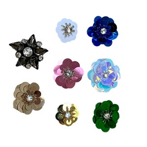 Applique con fiori di strass: toppa con perline di paillettes da cucire