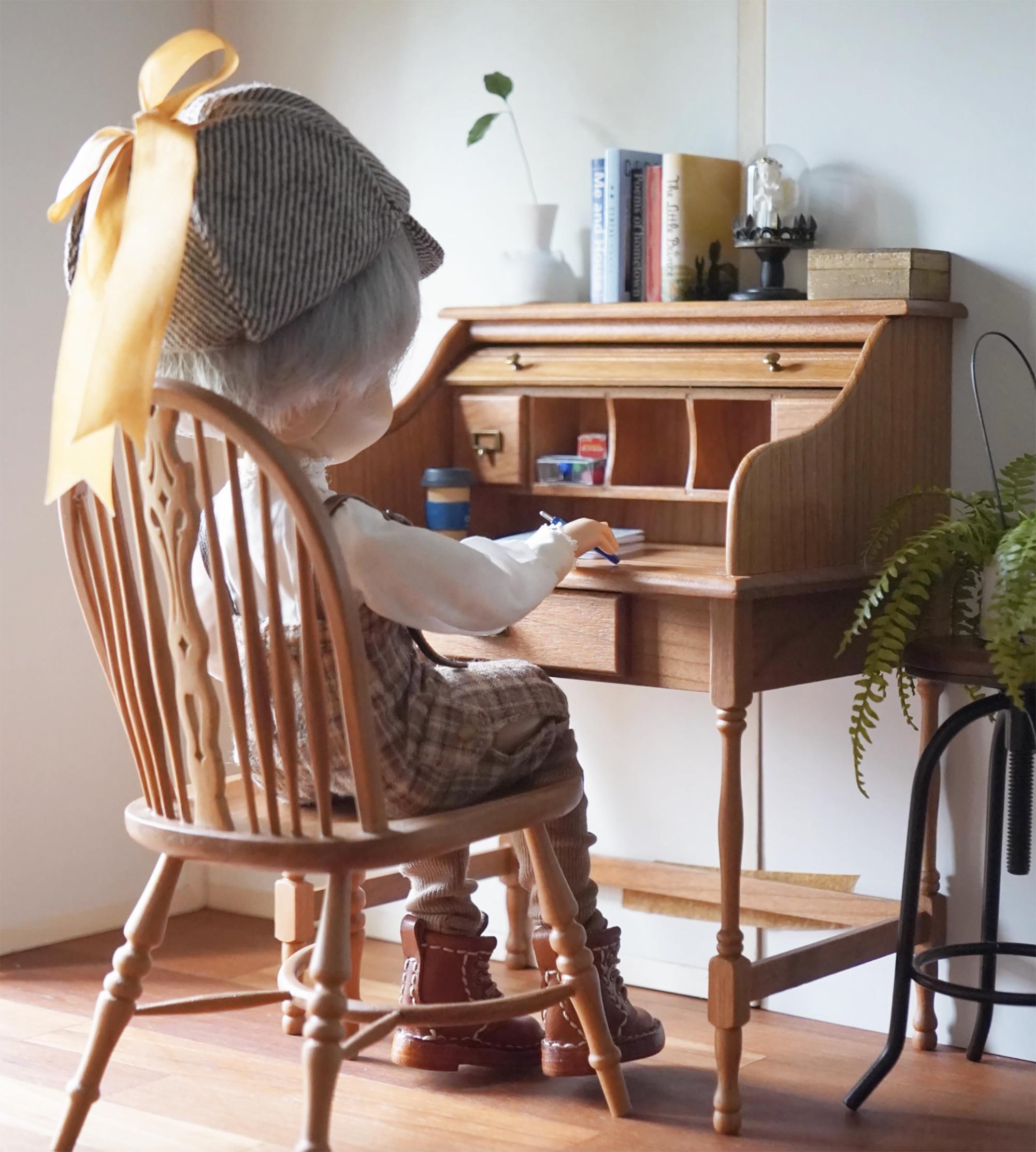 22pezzi Set di Tavolo e Sedie per Bambola,Casa Delle Bambole Cucina Mobili da Pranzo Accessori per Bambini,Piatti in Miniatura 1:12Dollhouse Mini Stoviglie Porcellana Piastra Con Forchette Cucchiai