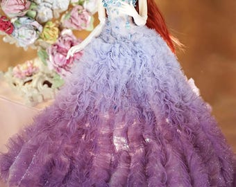 Handgefertigtes Puppenkleid im Maßstab 1: 6 - Lila Farbverlaufs Pailletten Abendkleid