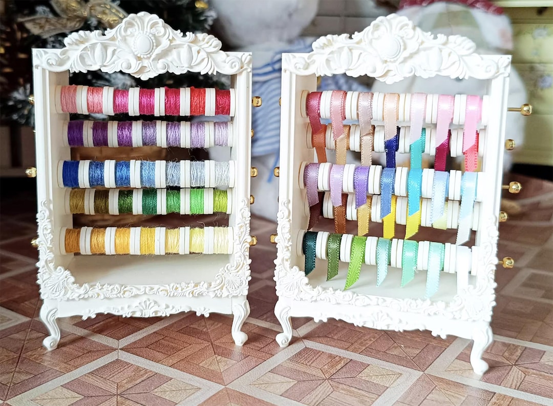 Miniature Threaded Round Rack 1:6 Scale Miniature Ribbon Thread Rack Dollhouse Victorian Style Spool ...