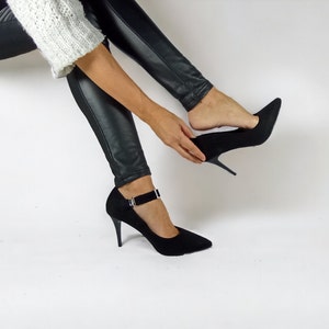 Adjustable and Removable Shoe Straps - Fits All Feet Sizes and Types - Perfect for Every Occasion, Elegant shoe strap