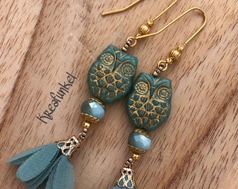 Boucles d'oreilles pendantes en vert d'eau