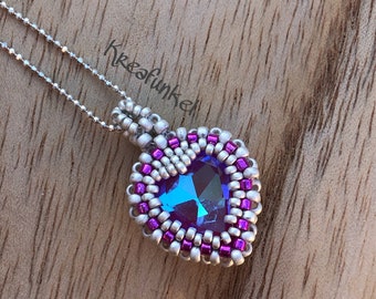 Necklace with threaded heart