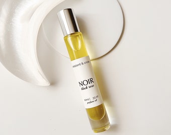 Noir Perfume Oil in Black Rose