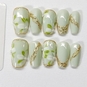 Green Flowers, Golden thread, Luxury, Premium Press Ons, Handpainted, Reusable, Kawaii nails #312