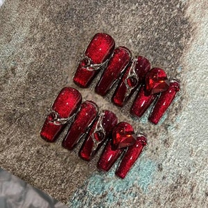 Eye Cat Effect Red Silver Glitter Gothic Metal Press On Nails/ Metal Style red and Silver Press on Nails/Cool Girls/Y2K Fashion #547