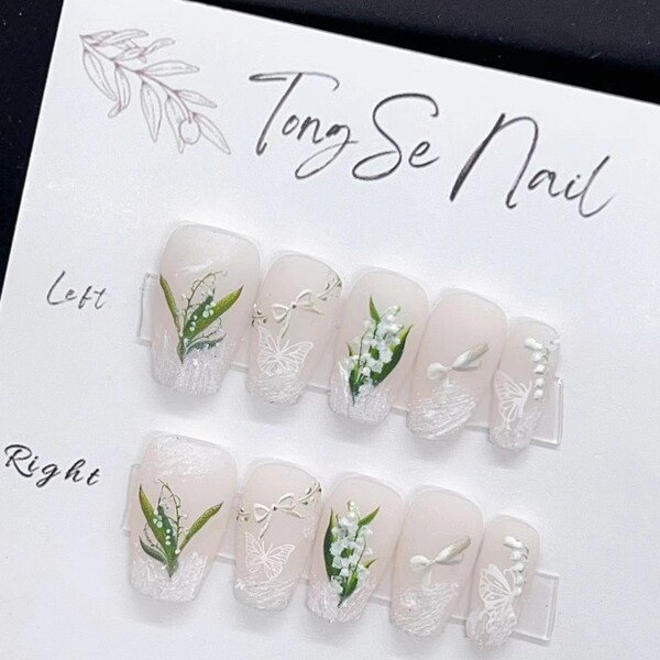 White lily of the valley Press On Nails/Floral Fake Nails. White Flower Nails/Cute Nails/Elegant Nails/Wedding Nails/Gift for Her #56