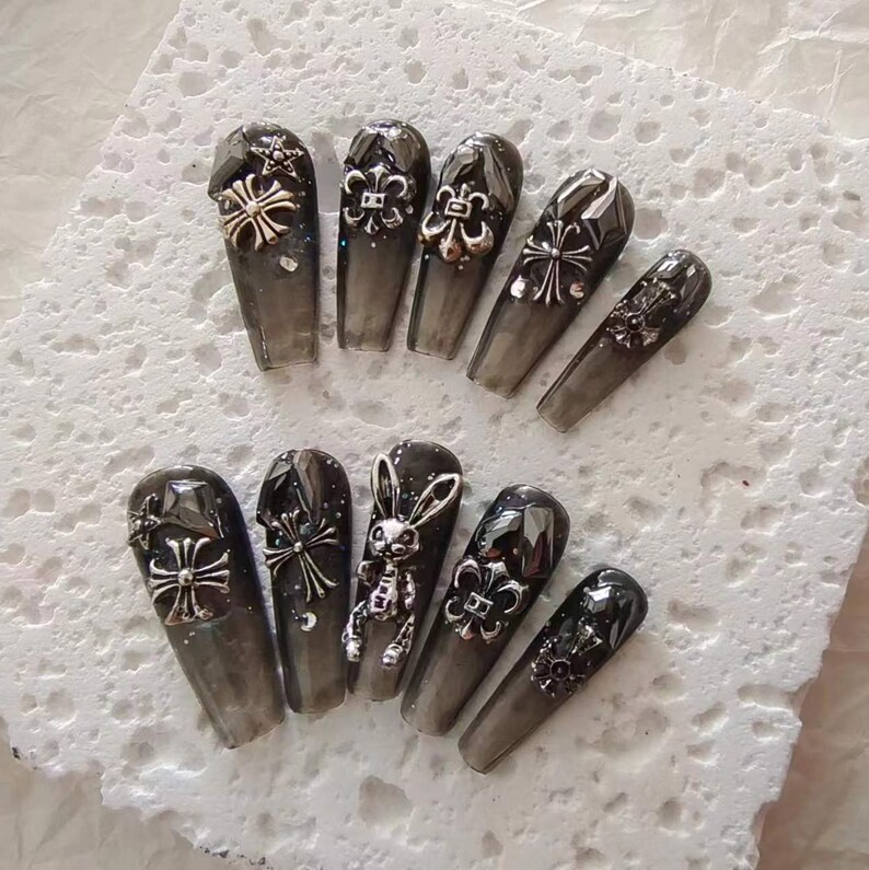 Ombre Black and Silver Bunny Gothic Press on Nails/ Metal - Etsy