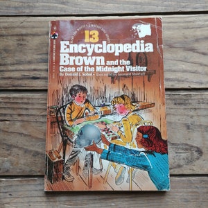 Encyclopedia Brown and the Case of the Midnight Visitor, a Children&#39;s Chapter Book by Donald J. Sobol, Vintage 1970s